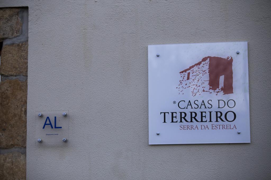 Gasthaus Casas Do Terreiro Seia Exterior foto
